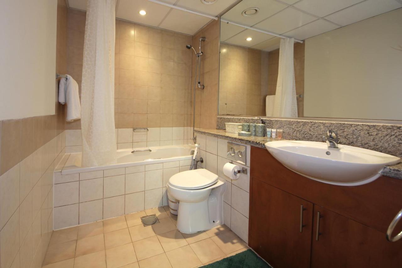 New Arabian Al Dhafra 2 The Greens 1 Br Dubai Bagian luar foto